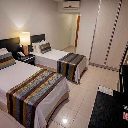 Like Ue Hotel جويانيا المظهر الخارجي الصورة
