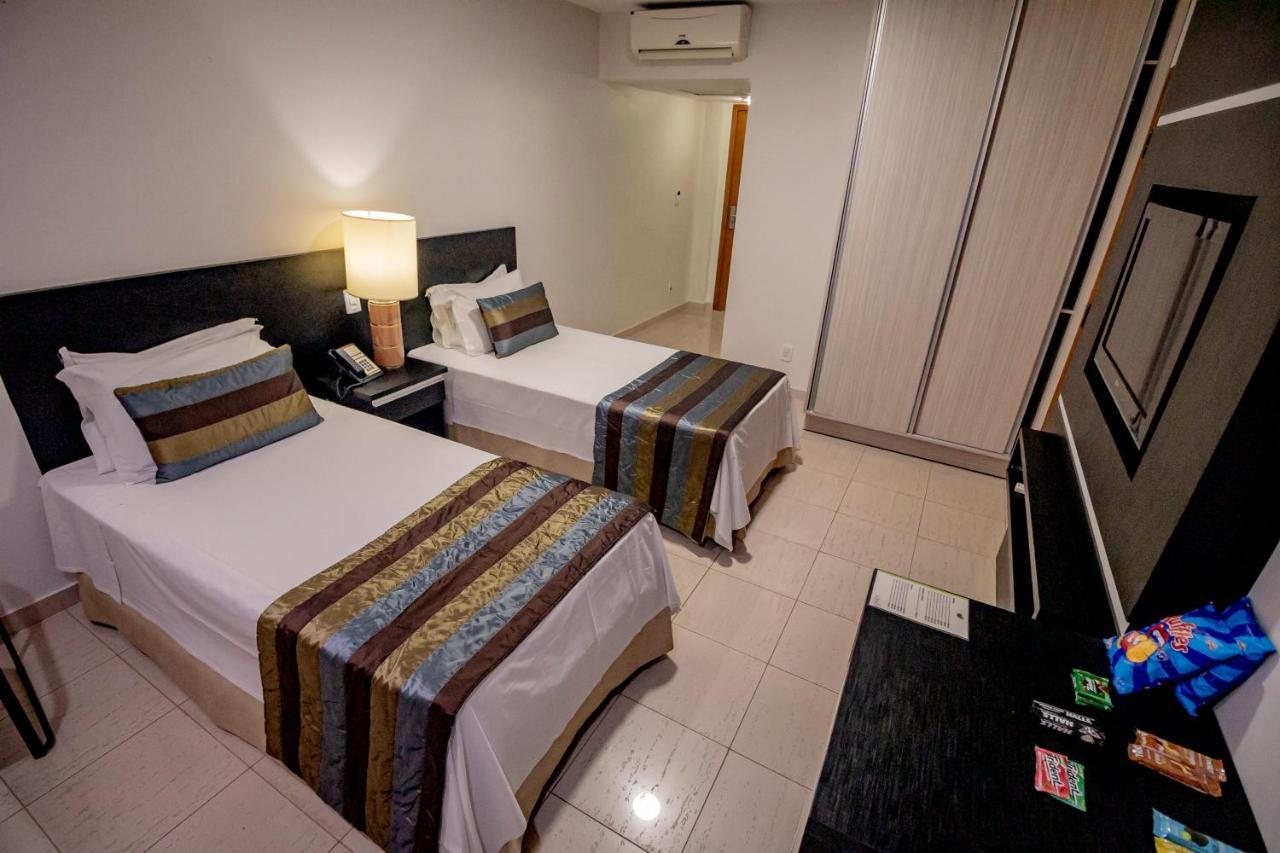 Like Ue Hotel جويانيا المظهر الخارجي الصورة