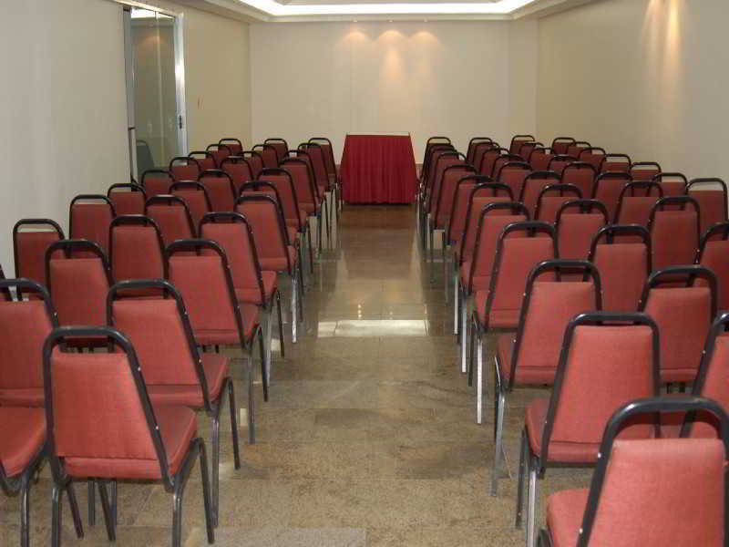 Like Ue Hotel جويانيا المرافق الصورة